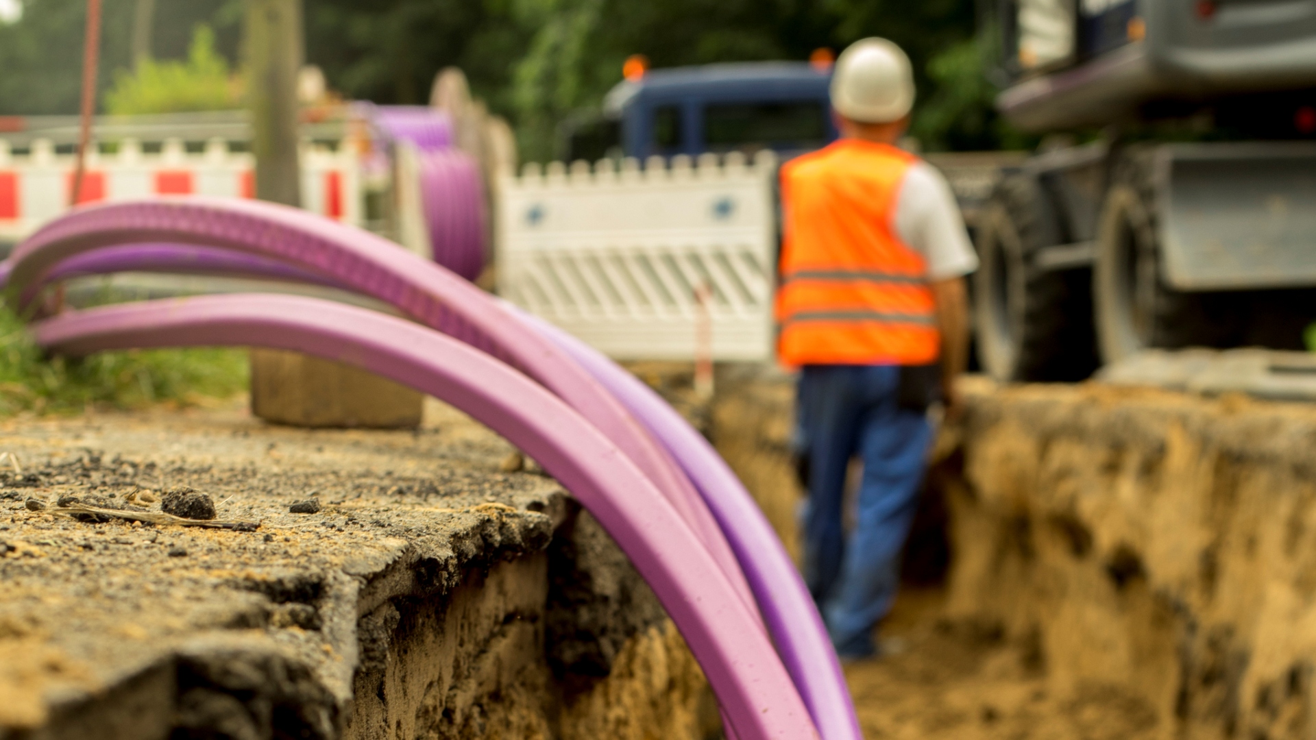 Read more about the article Detecting Devices Underground Cables